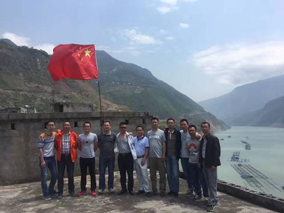 C:\Users\Administrator.ZGC-20140623DQP\Desktop\金罗盘奖获得者陈敏：踏遍青山十三年2（最终定稿）.files\image004.jpg